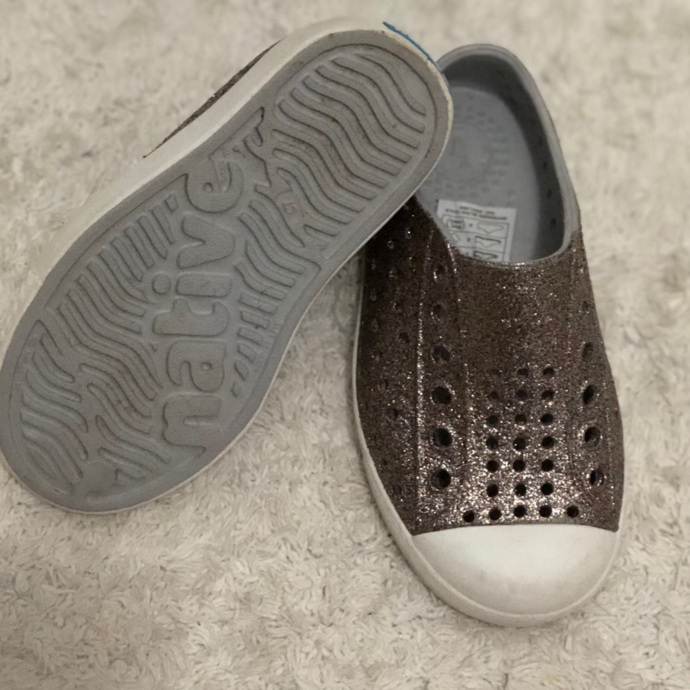 Jefferson Bling Native Shoe - Picture 2 of 3